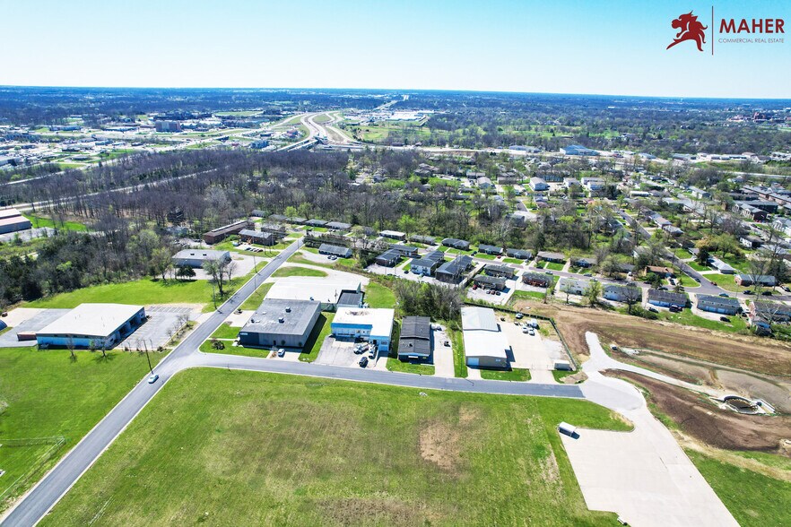 More Photos Of 2610 Calvert Dr, Columbia Industrial For Sale