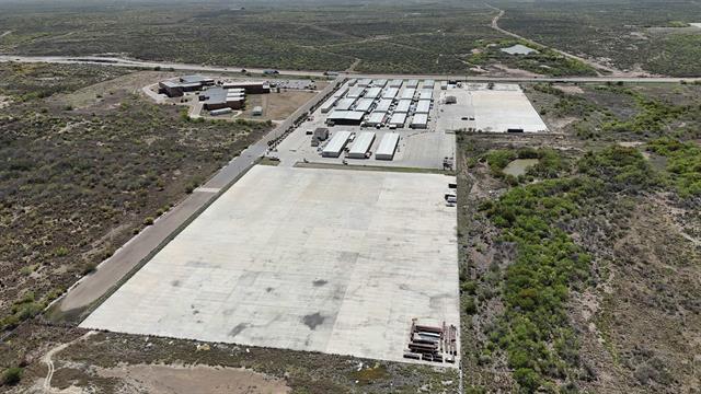 More Photos Of 102 Camino Nuevo, Laredo Warehouse For Sale