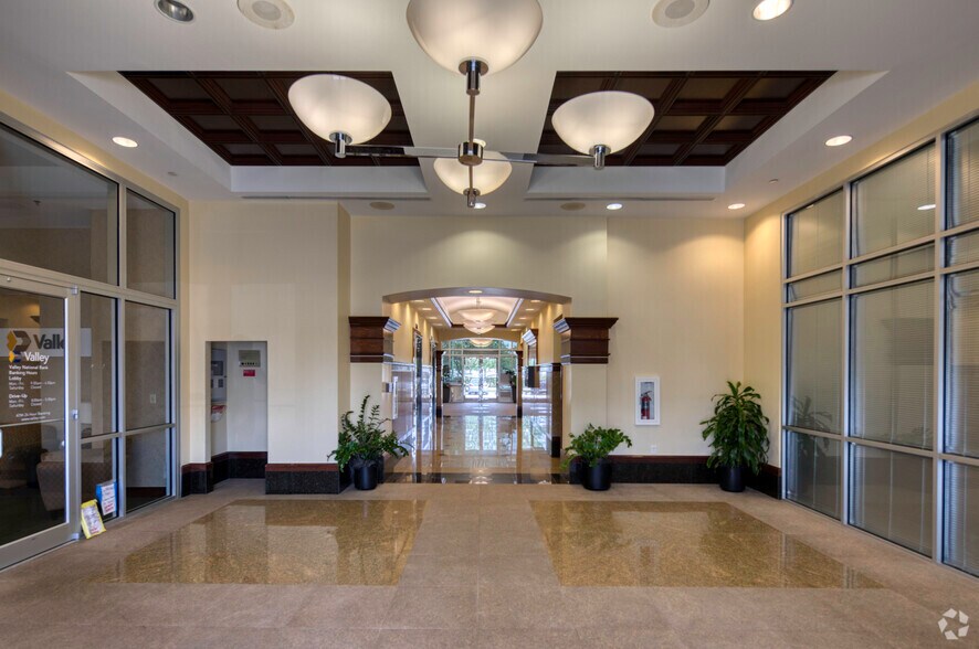 More Photos Of 5220 Summerlin Commons Blvd, Fort Myers Office For Lease