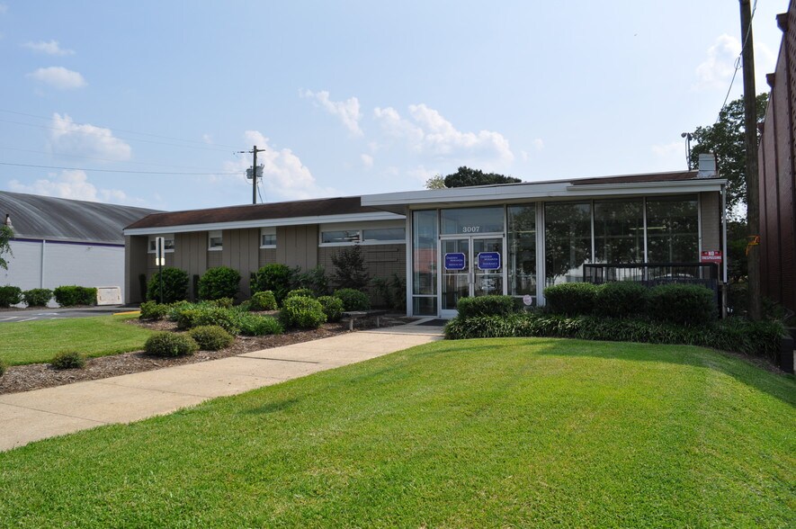 More Photos Of 3007 Fort Bragg Rd, Fayetteville Office For Sale