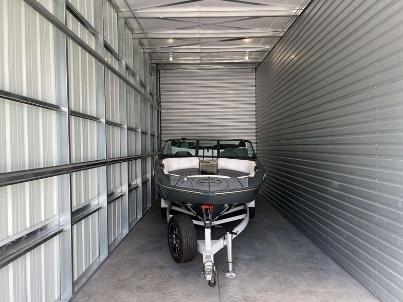 More Photos Of 2600 S Flagstaff Ranch Rd, Flagstaff Light Distribution For Lease