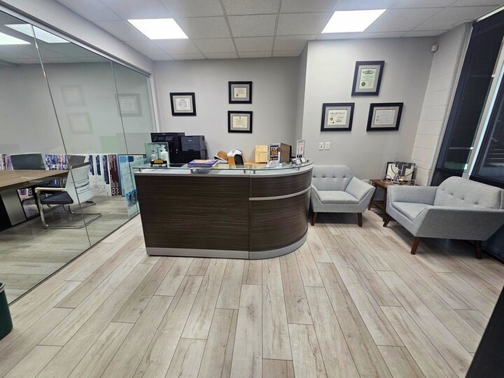 More Photos Of 1095 W Rio Salado Pky, Tempe Office For Lease
