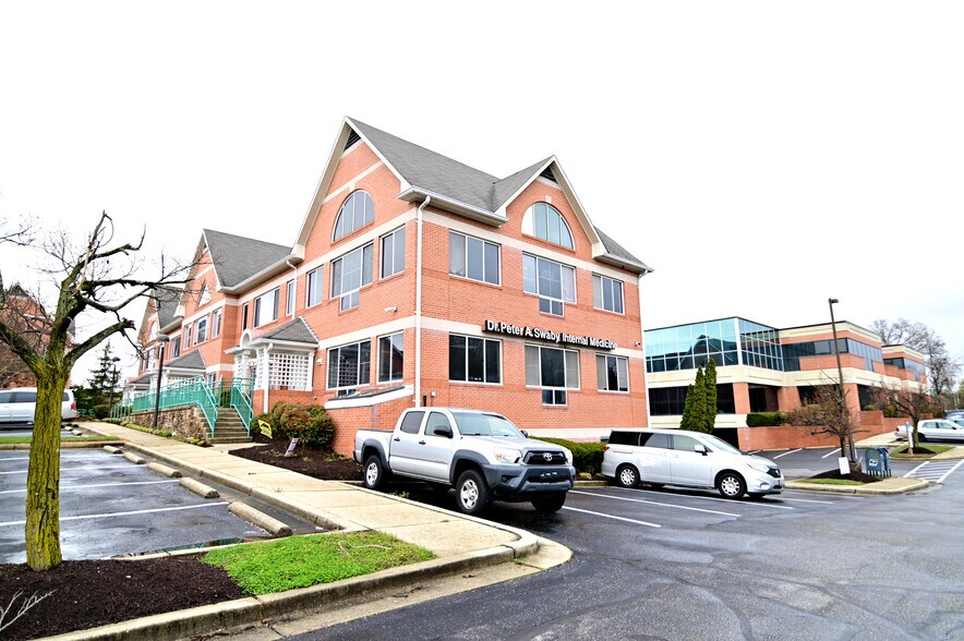 Primary Photo Of 3000-3048 Mitchellville Rd, Bowie Medical For Lease