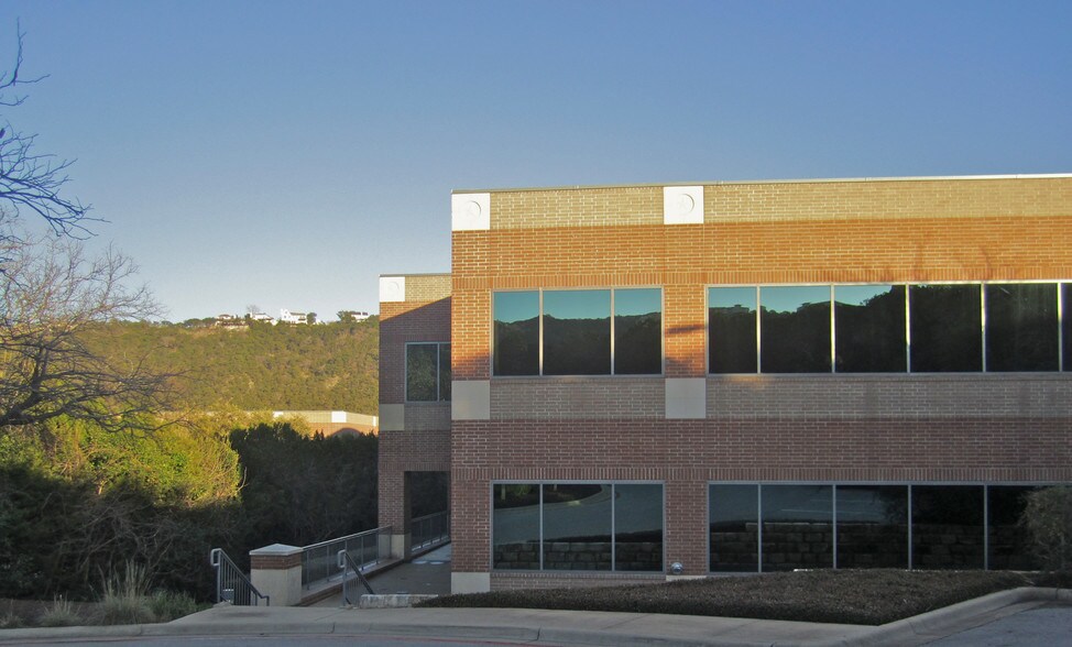 More Photos Of 6801 N Capital of Texas Hwy, Austin Unknown For Lease