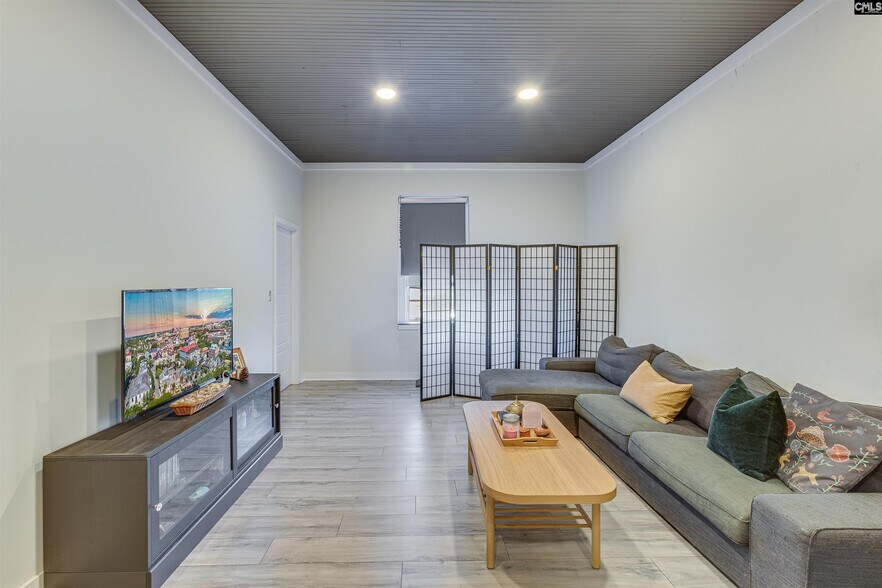 More Photos Of 2701 Cleveland St, Elloree Storefront Retail Residential For Sale