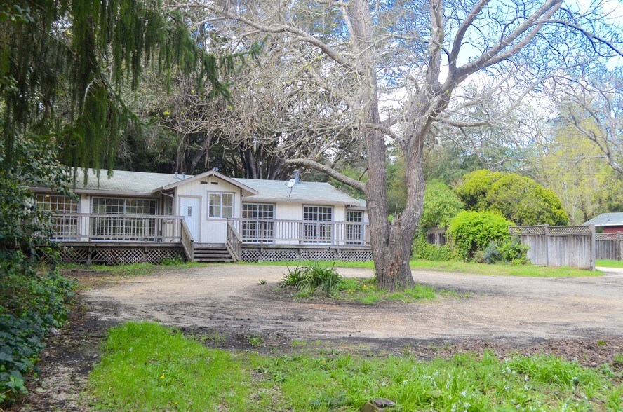 More Photos Of 5800 Valley Dr, Felton Apartments For Sale
