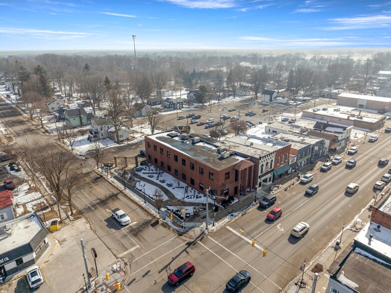 More Photos Of 107 S Main St, Almont Restaurant For Lease