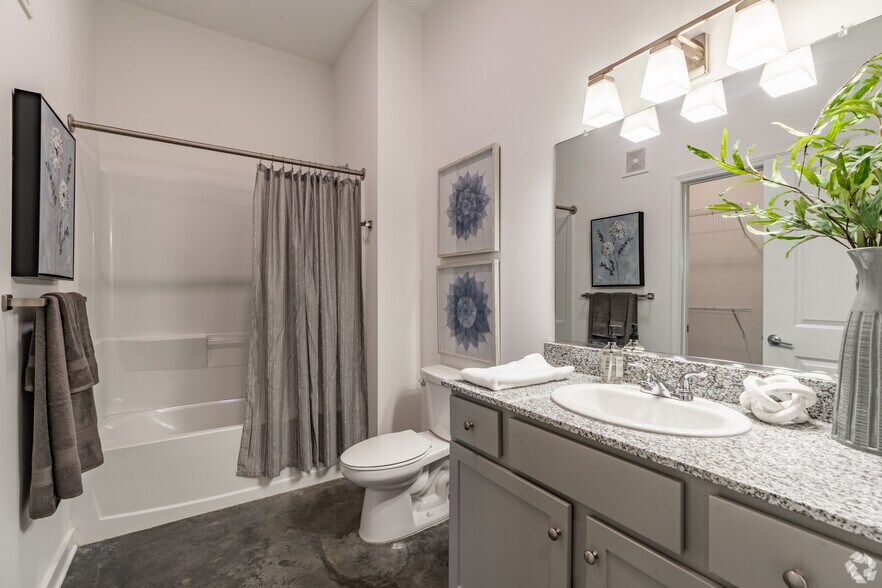 More Photos Of 4815 Market Green Pl W, Lakeland Apartments For Sale