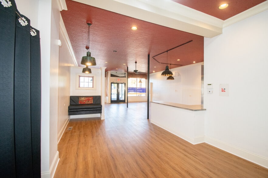 More Photos Of 3911 Rush Mendon Rd, Mendon Storefront Retail Residential For Lease