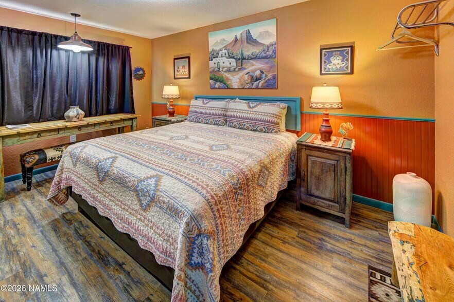 More Photos Of 2141 W 3rd St, Winslow Hotel For Sale