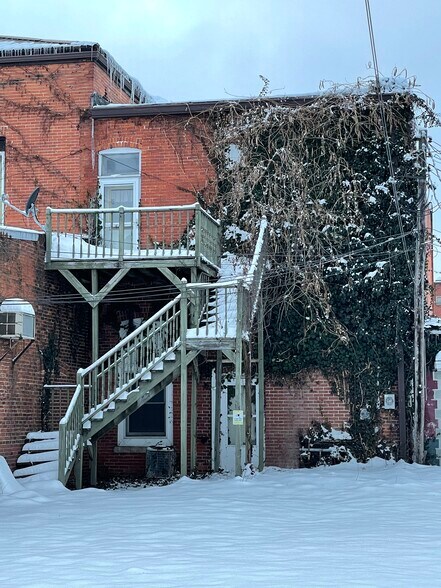 More Photos Of 111 N Walnut St, North Manchester General Retail For Sale