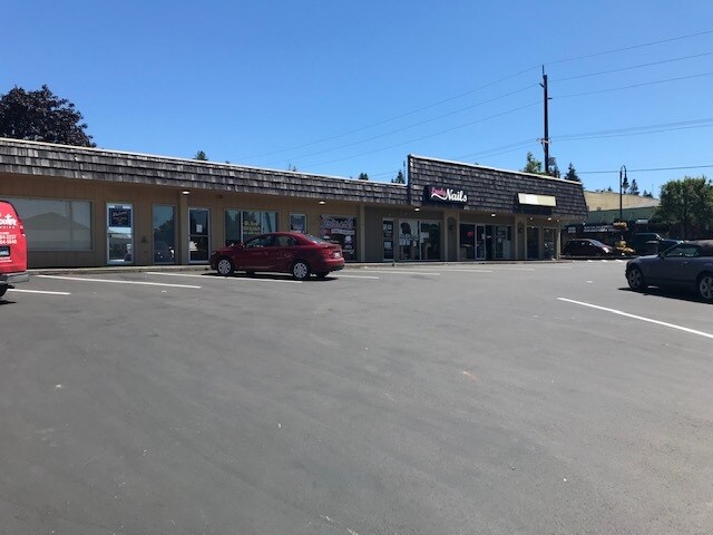 More Photos Of 17350-17390 Smith Ave, Sandy Storefront Retail Office For Sale