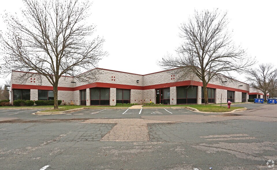 Primary Photo Of 1250-1290 Park Rd, Chanhassen Research And Development For Lease