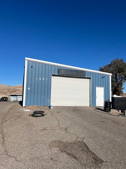 Primary Photo Of 1631 Hwy 95, Bullhead City Freestanding For Lease