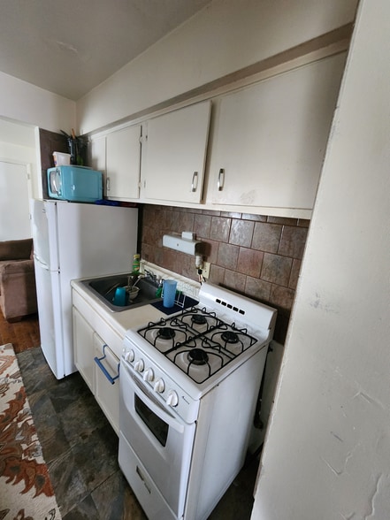 More Photos Of 1725 Hastings Ave, Cincinnati Apartments For Sale