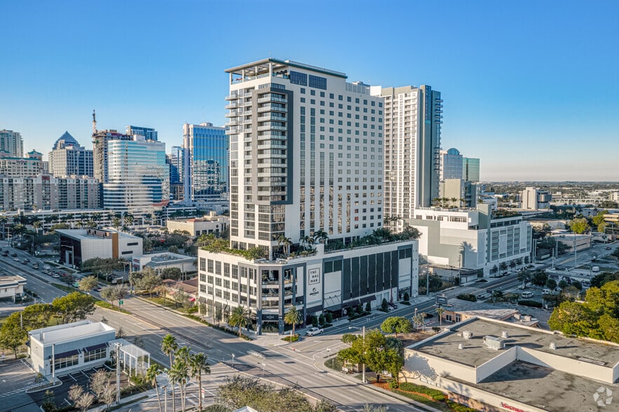 More Photos Of 299 N Federal Hwy, Fort Lauderdale Hotel For Lease