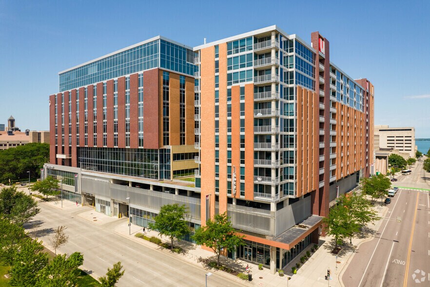 More Photos Of 777 University Ave, Madison Apartments For Lease