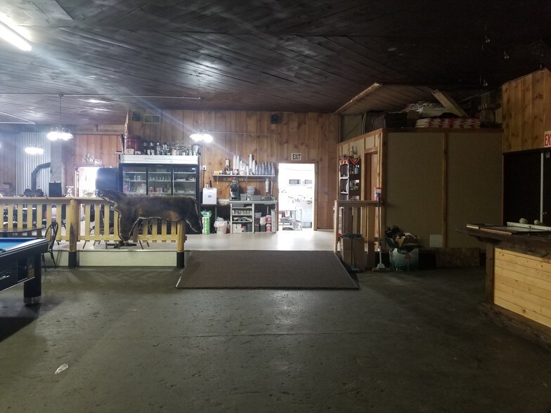 More Photos Of 129 S Main St, Riggins Restaurant For Sale