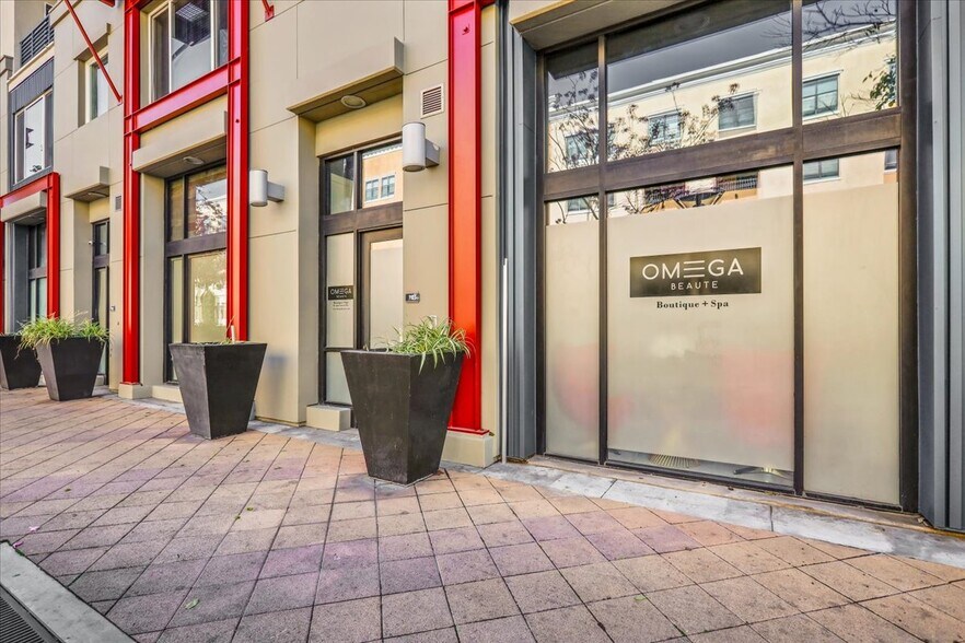 More Photos Of 300 E 4th St, Long Beach Apartments For Sale