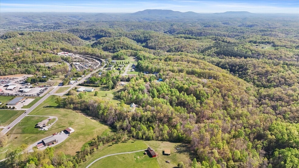 More Photos Of 951 Pelham Rd, Woodbury Flex For Sale