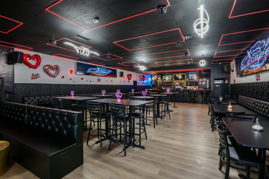 More Photos Of 653-665 Carey Ave, Hanover Township Storefront For Sale