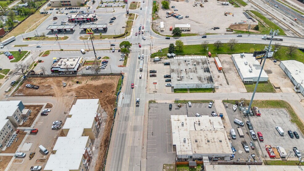 More Photos Of 1307 W 22nd Pl, Tulsa General Retail For Sale