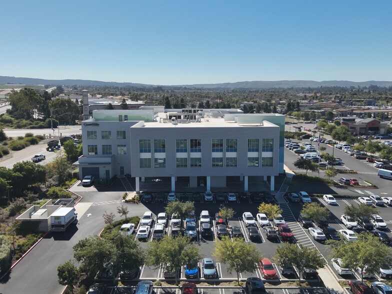 More Photos Of 1075 E Betteravia Rd, Santa Maria Office For Lease