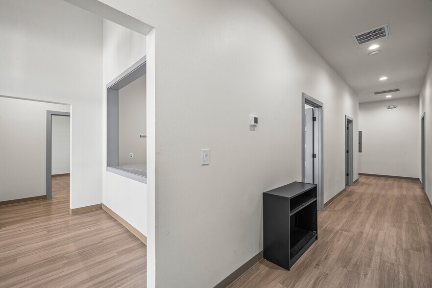 More Photos Of 6403 107th St, Lubbock Office For Lease