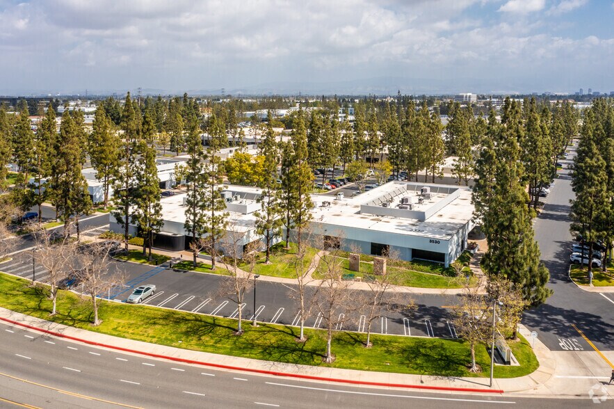 More Photos Of 3530 Hyland Ave, Costa Mesa Light Distribution For Lease