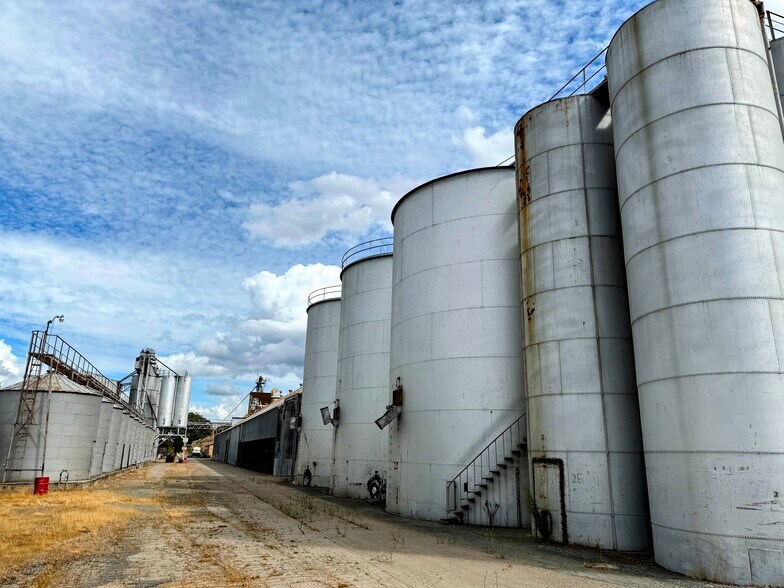 More Photos Of 14712 State Highway 160, Isleton Food Processing For Sale