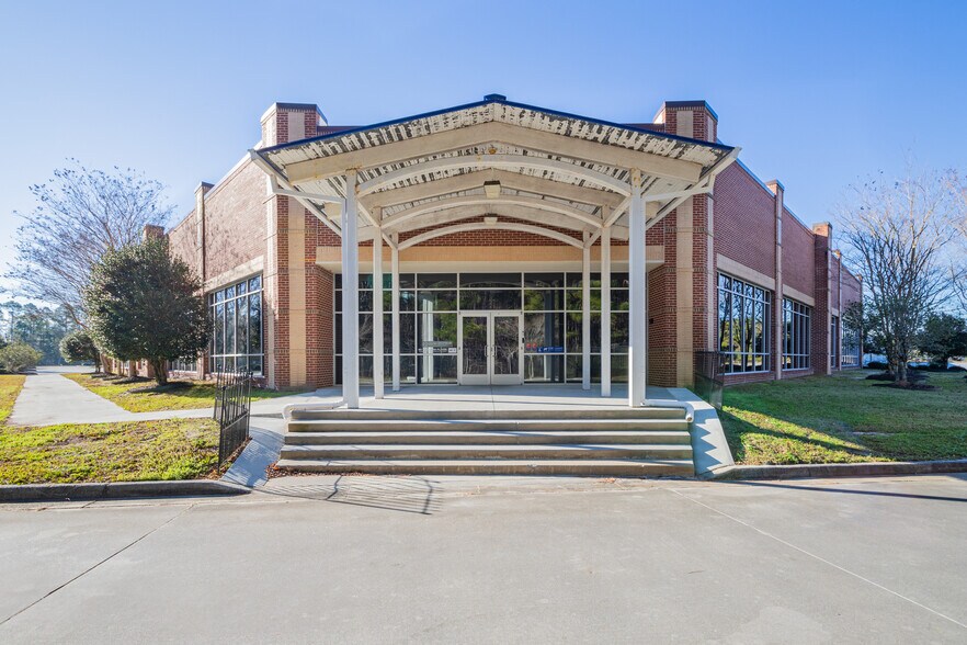 More Photos Of 50 Innovation Dr, Savannah Distribution For Lease