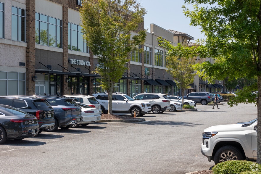 More Photos Of 1300 Peachtree Industrial Blvd, Suwanee Storefront Retail Office For Sale