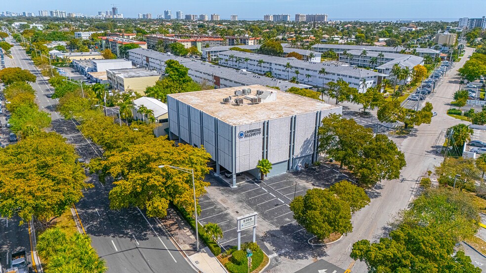 More Photos Of 5100 N Federal Hwy, Fort Lauderdale Office For Sale