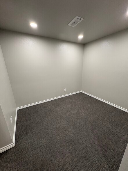 More Photos Of 316 Bonner Ave, Tyler Office For Lease