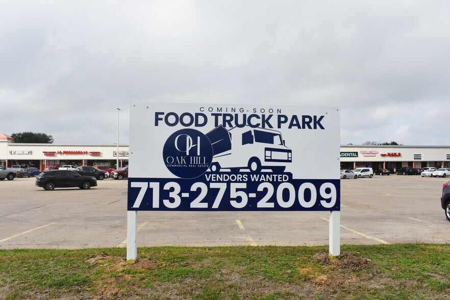 More Photos Of 9700-9950 Fondren Rd, Houston Unknown For Lease