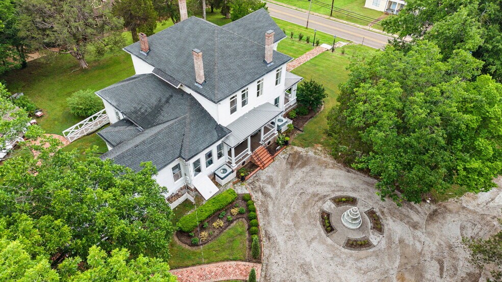 More Photos Of 118 Hwy 309 S, Byhalia Lodge Meeting Hall For Sale