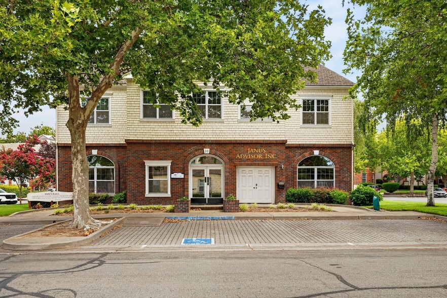 Primary Photo Of 30 Constitution Dr, Chico Office For Lease