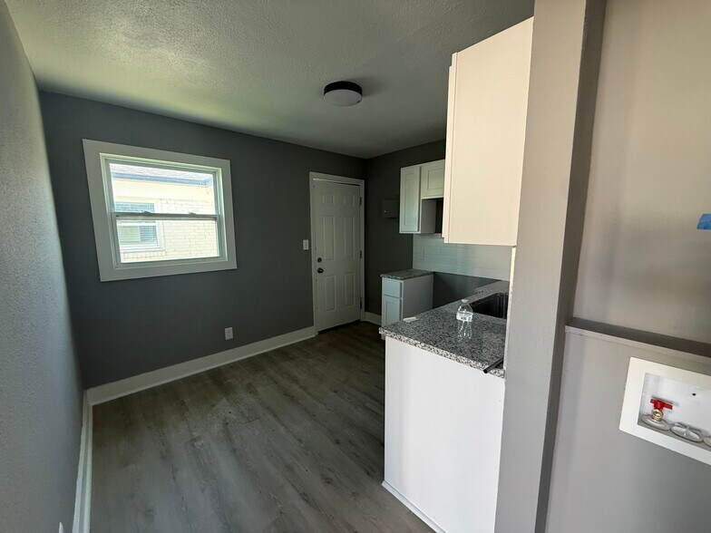 More Photos Of 2232 Alma Ct, Charlotte Apartments For Sale