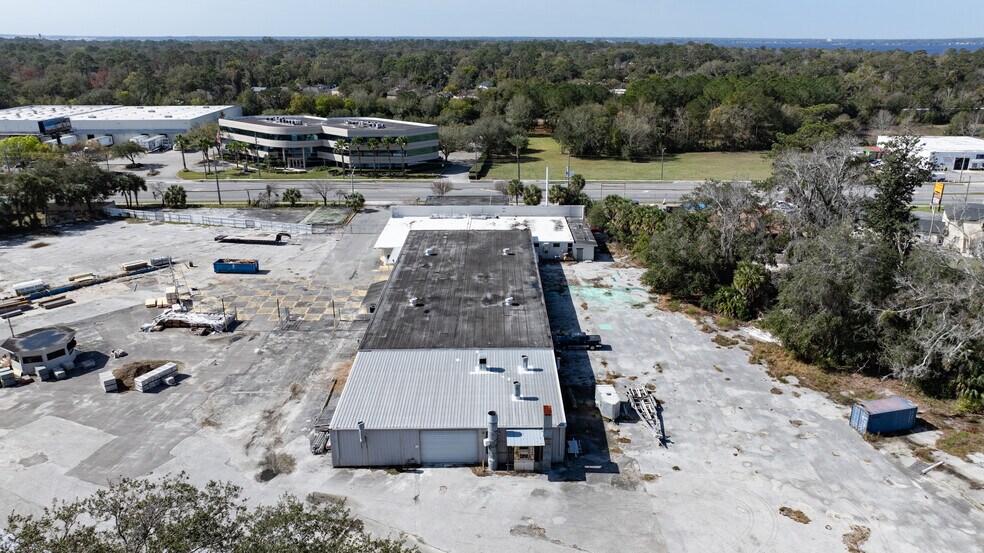 More Photos Of 3261 Philips Hwy, Jacksonville Warehouse For Sale