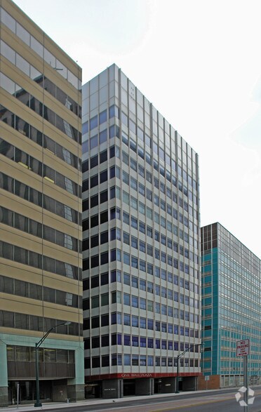 More Photos Of 306 W Wall St, Midland Office For Lease