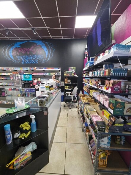 Primary Photo Of 8901 SW 157th Ave, Miami Storefront For Sale