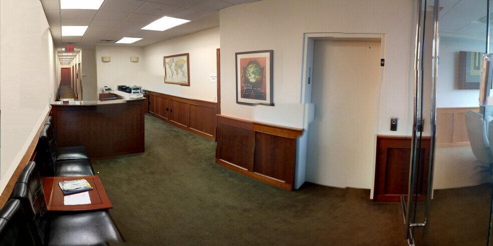 More Photos Of 1629 Sheepshead Bay Rd, Brooklyn Office For Lease