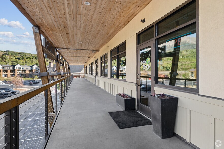 More Photos Of 226 Lusher Ct, Frisco General Retail For Sale
