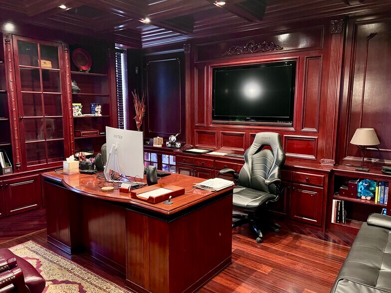 More Photos Of 15890 Foothill Blvd, San Leandro Flex For Sale