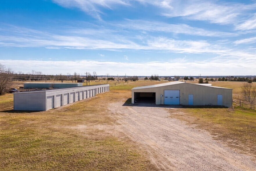 More Photos Of 6240 Airport Rd, Paris Self Storage For Sale
