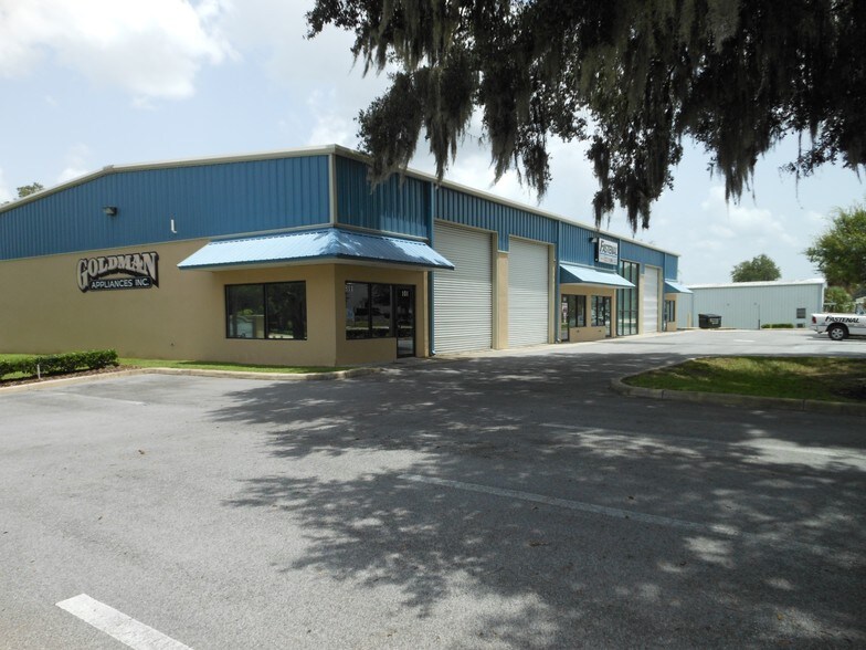 More Photos Of 811 NE 16th St, Ocala Warehouse For Lease