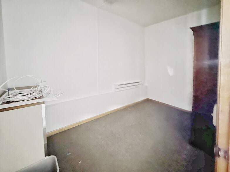 More Photos Of 1927-1929 Taraval St, San Francisco Apartments For Lease