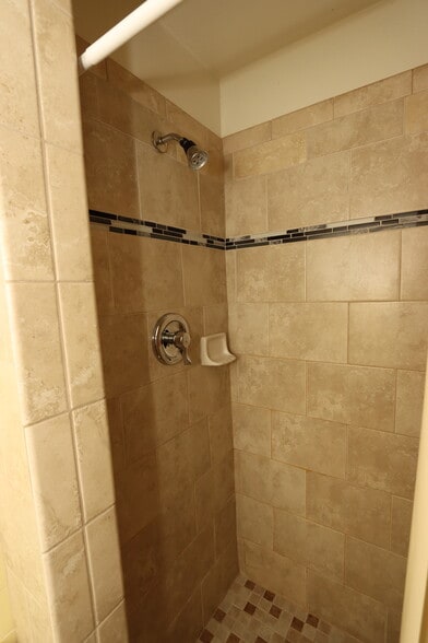 More Photos Of 410 Fremont St, Tombstone Hotel For Sale