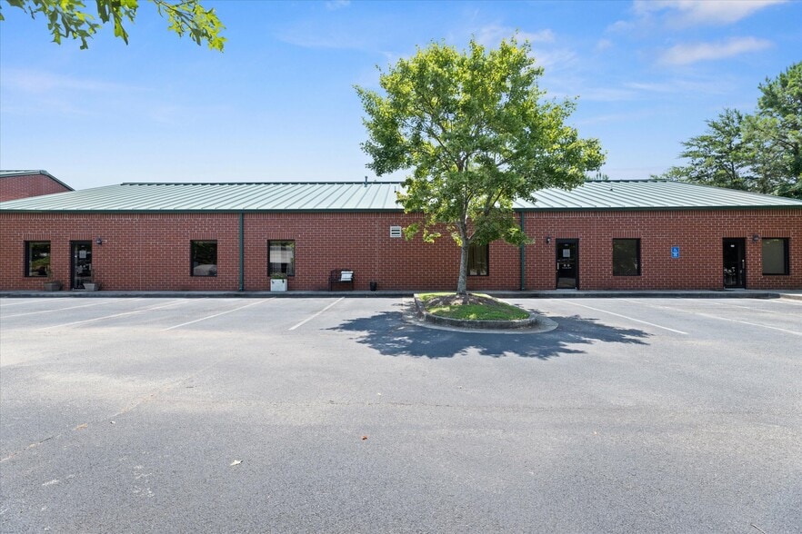 Primary Photo Of 155 Heathersett Dr SW, Marietta Self Storage For Lease