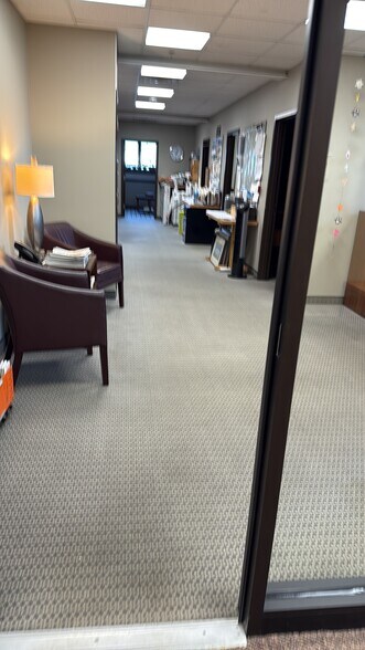 More Photos Of 332 E State Route 4, Paramus General Retail For Lease